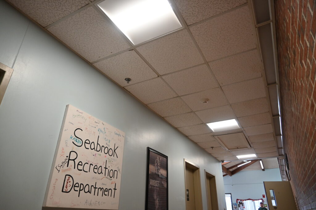 Seabrook Converts Streetlights and Town Buildings to LED Lighting